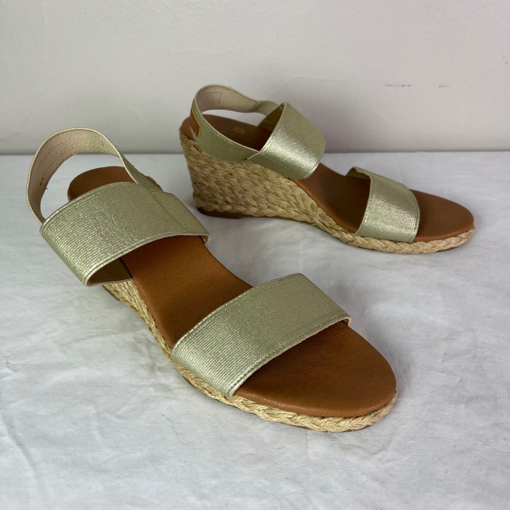 Tommy Bahama Sakura Wedge Espadrille Sandals 8M Gold Metallic Resort Glam Dressy